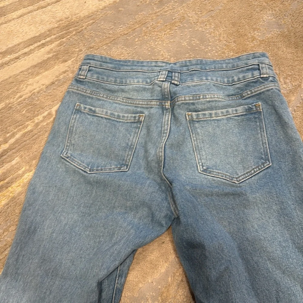 Frame Double Button Pocket Mid Rise Flare Jean Size 29 Caye Wash Retro EUC - Picture 8 of 12
